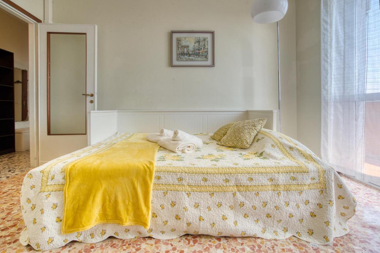 Caseospitali - Casa Luce, A Due Passi Dal San Raffaele Vimodrone Exterior foto